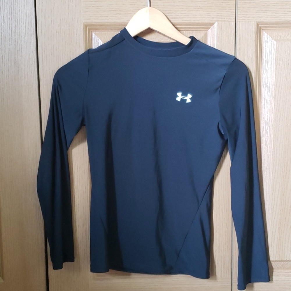 Plain Under armour t-shirt